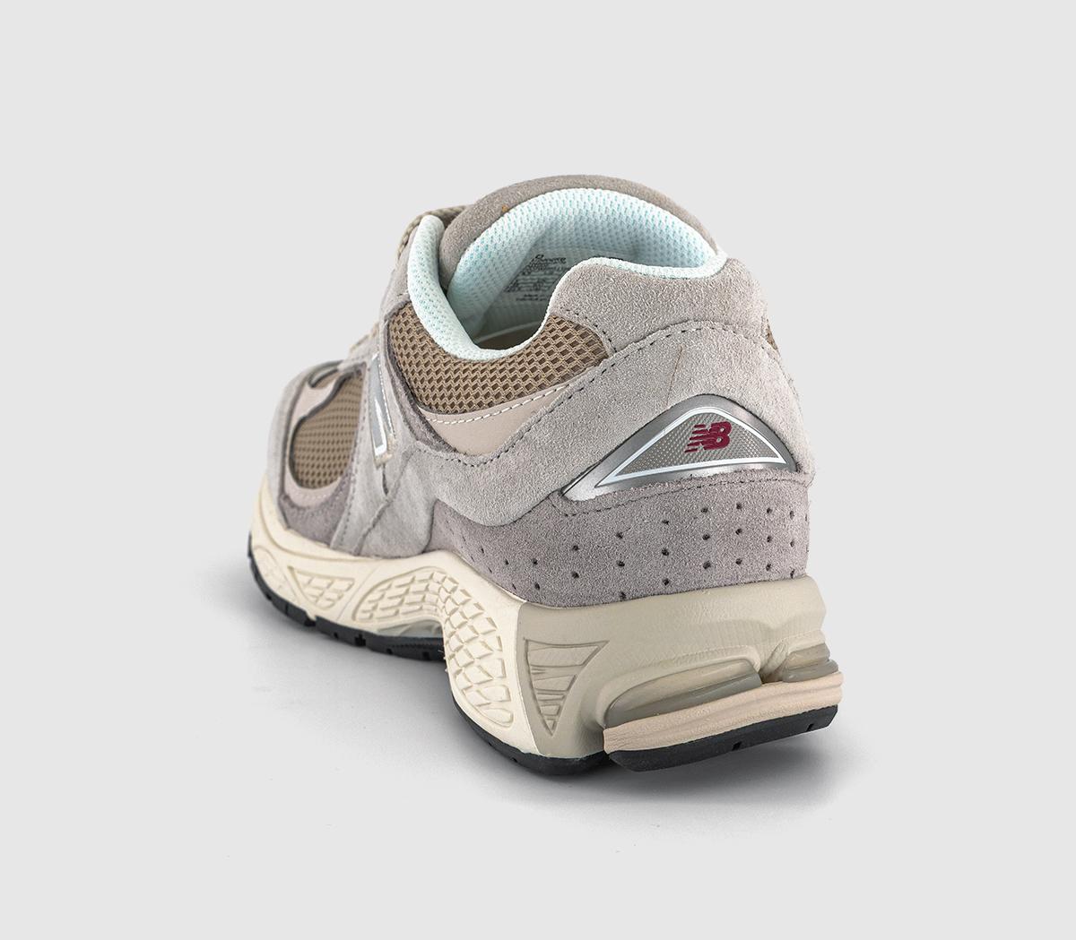 New Balance2002 Trainers New Balance2002 TrainersShipyard