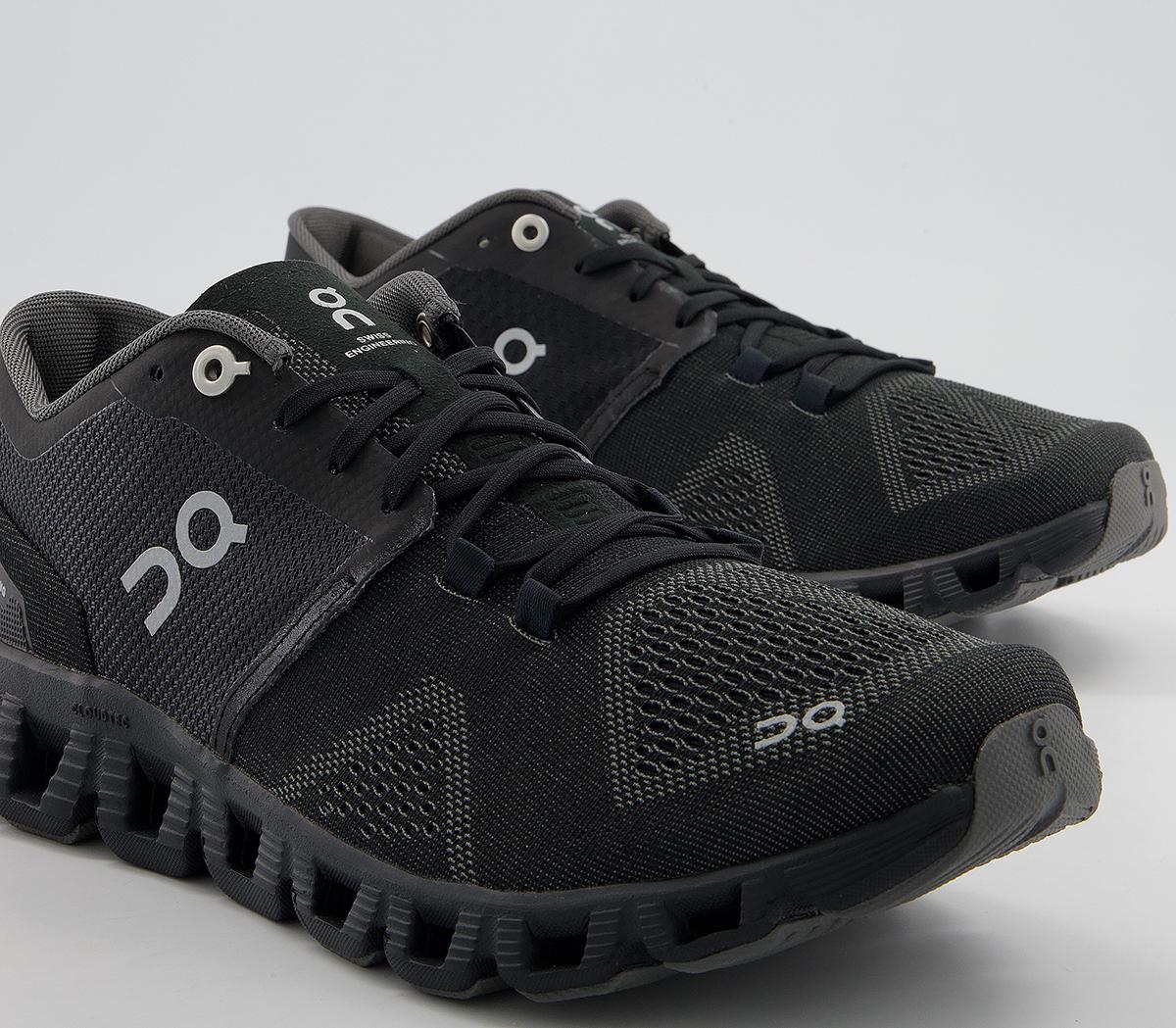 On Running Cloud X Trainers Black - Women's Trainers