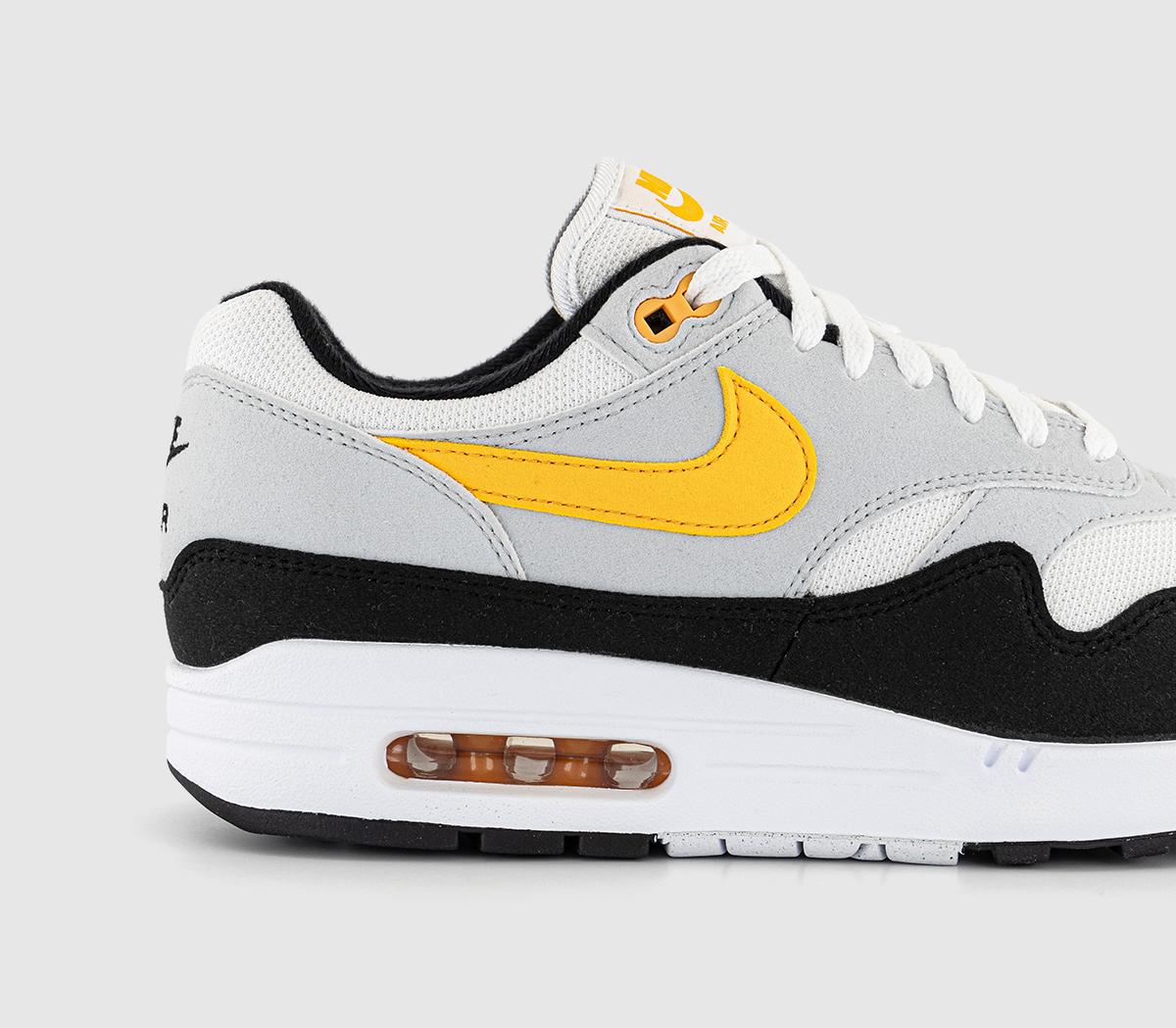NikeAir Max 1 TrainersWhite University Gold Black