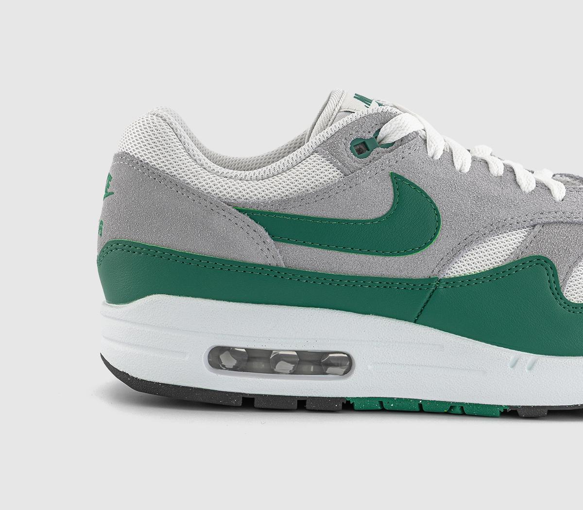 NikeAir Max 1 TrainersPlatinum Tint Evergreen Aura