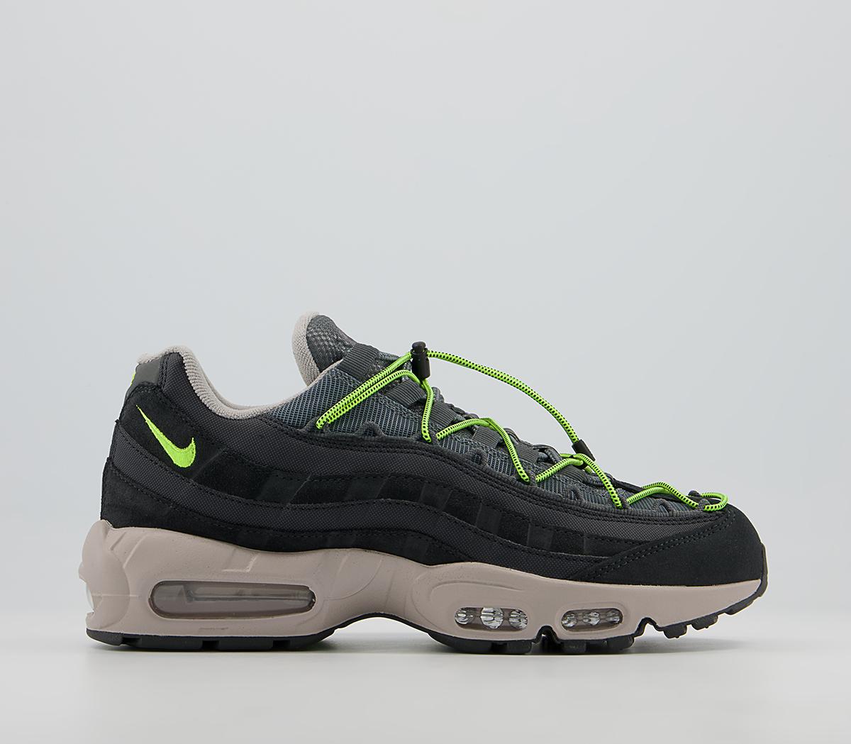 Air Max 95 Trainers