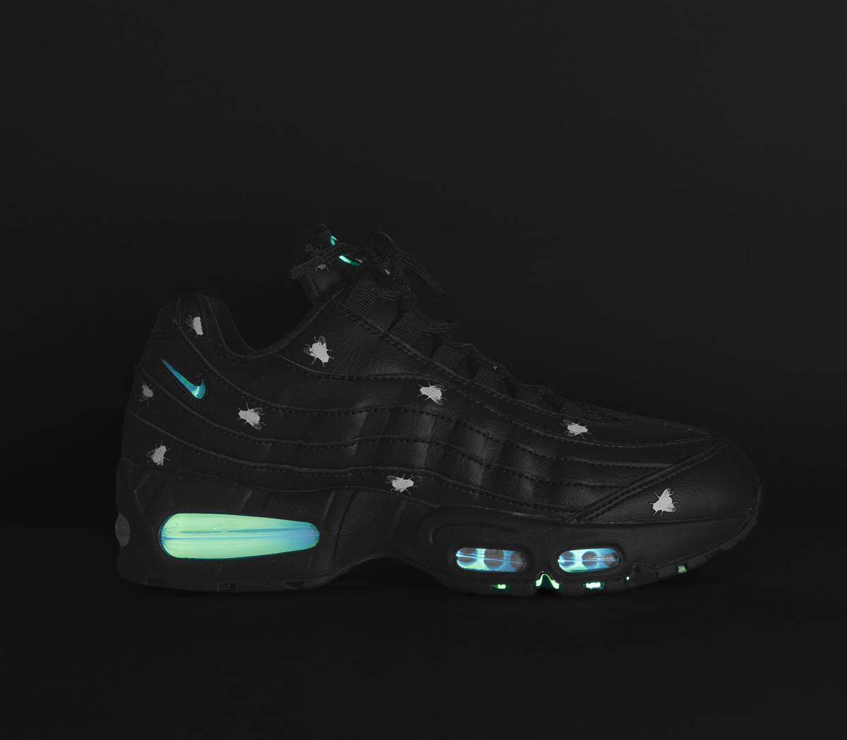 NikeAir Max 95 Halloween TrainersBlack Neon Yellow Black Mtlc Dk Grey
