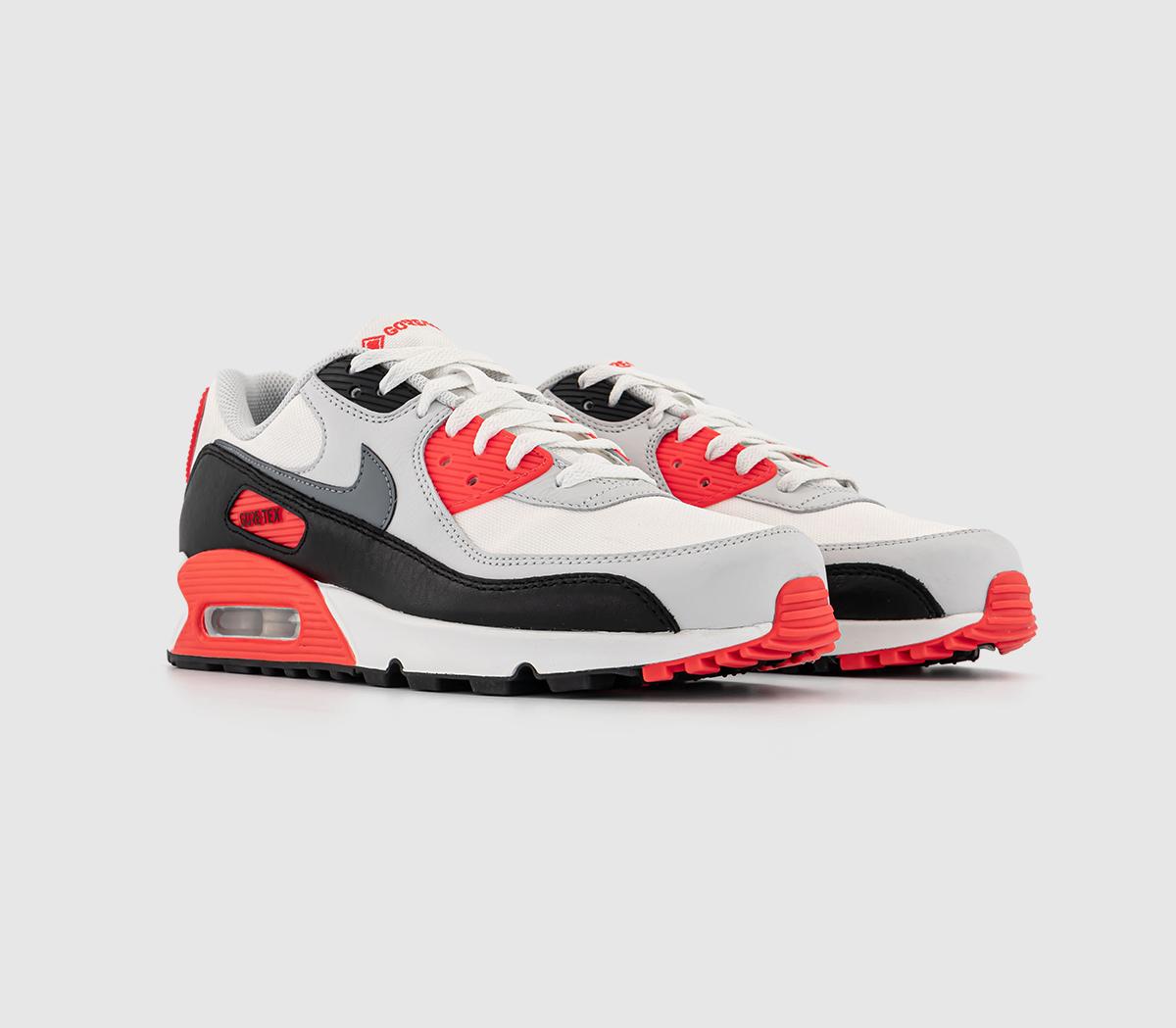 NikeAir Max 90 GORE-TEX TrainersSummit White Cool Grey Bright Crimson