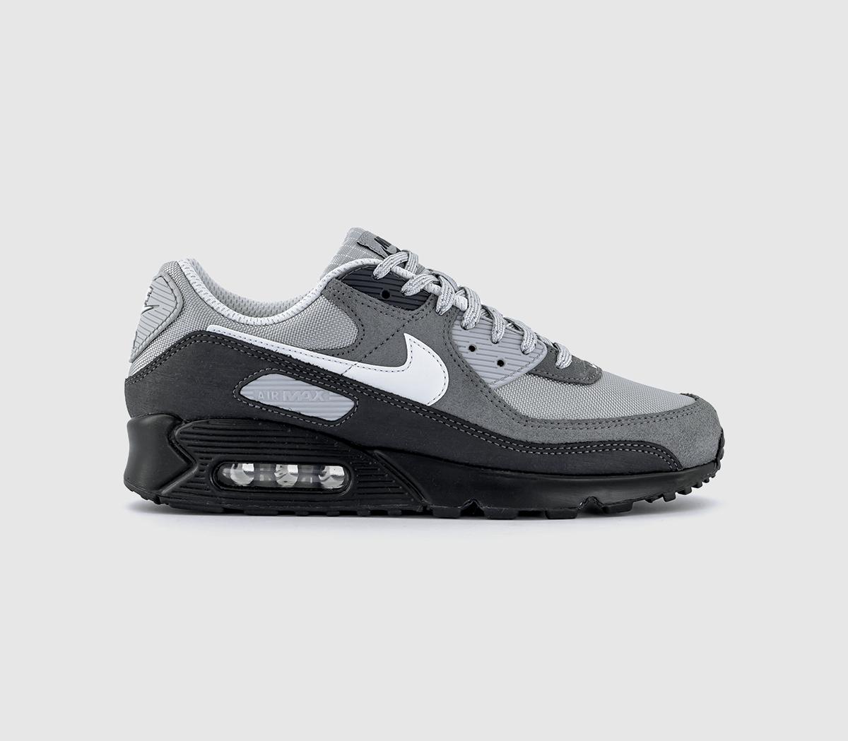 Air Max 90 Trainers