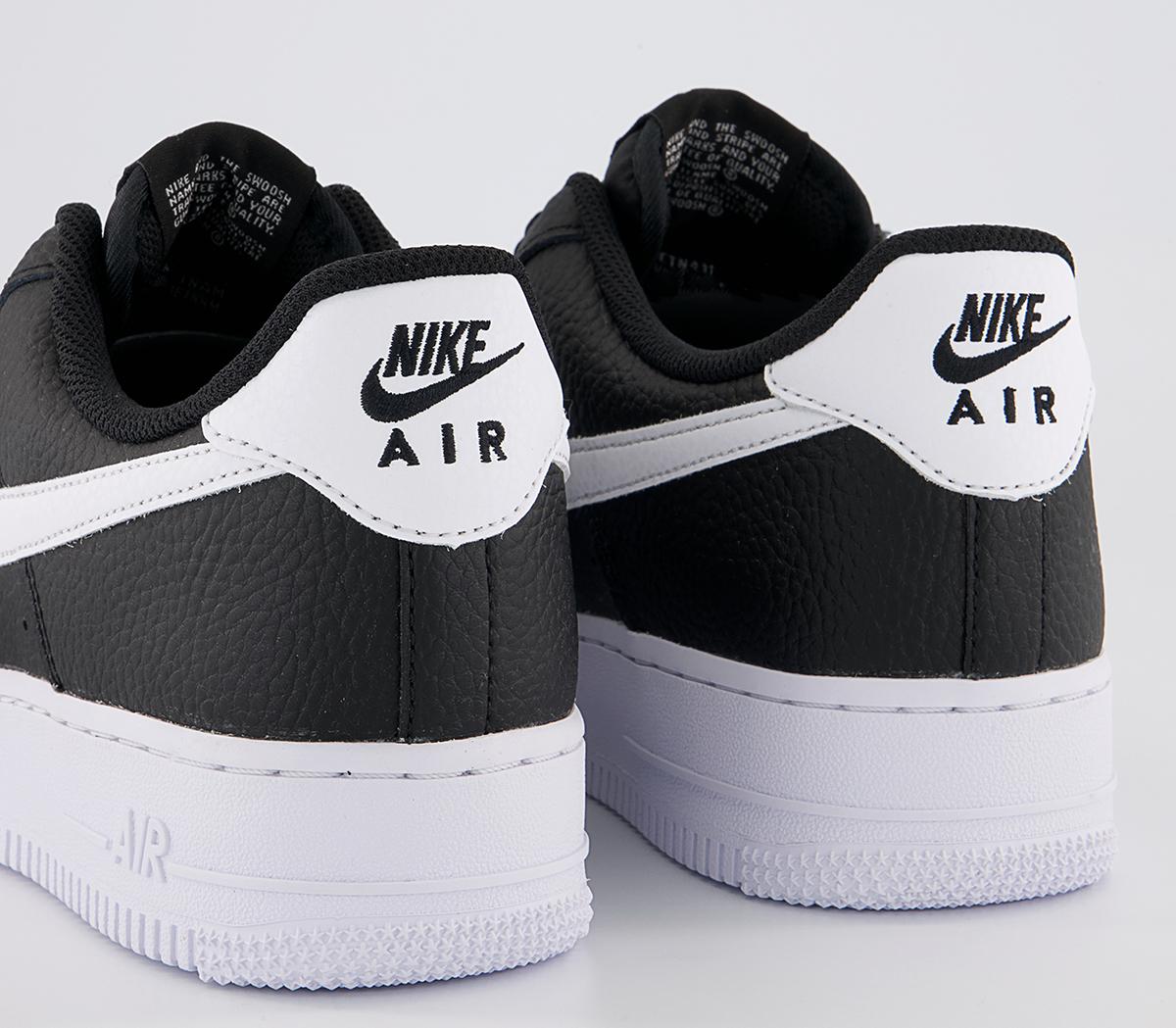 Nike Air Force 1 07 Trainers Nike Air Force 1 07 Trainers Black White