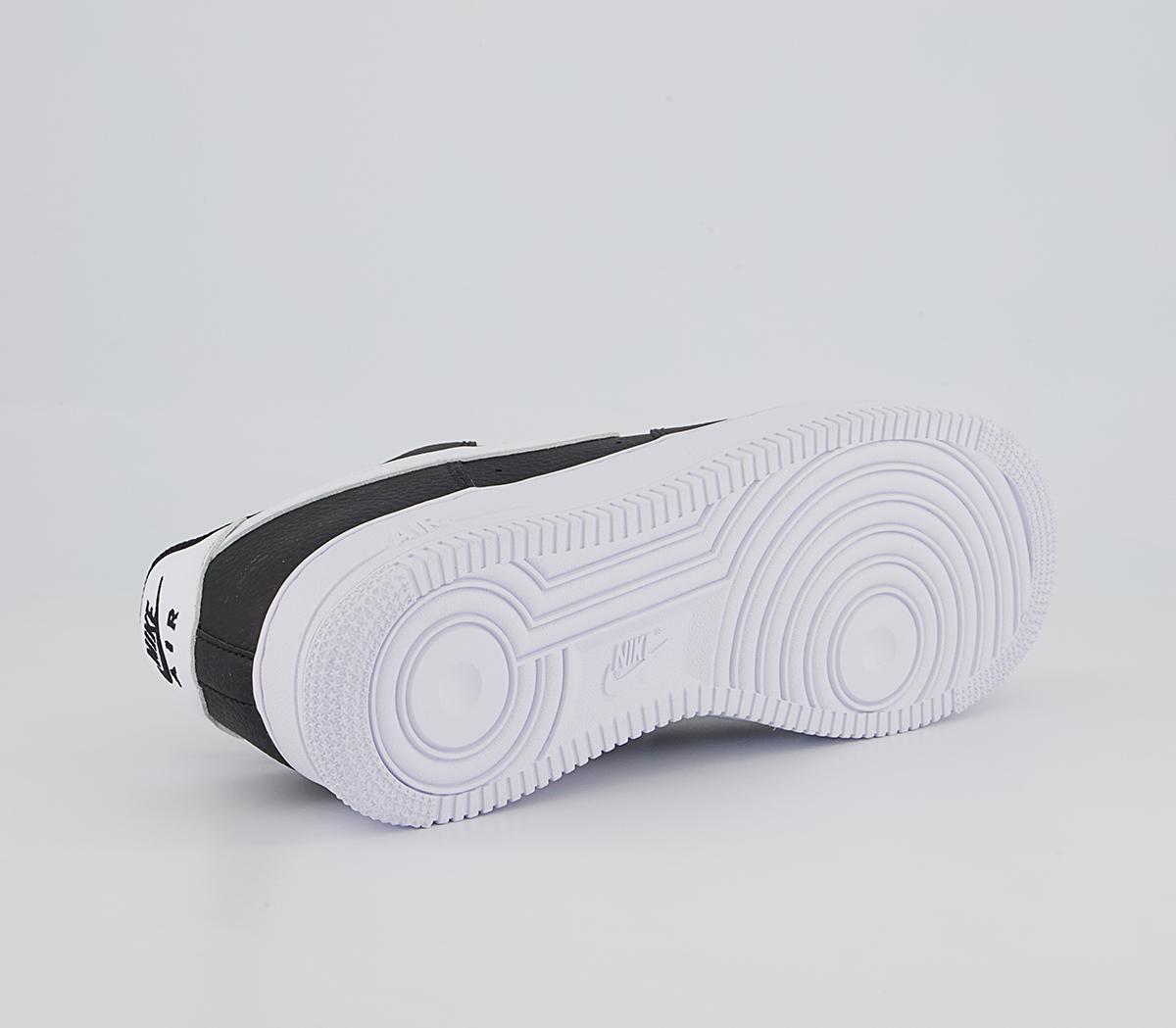 Nike Air Force 1 07 Trainers Nike Air Force 1 07 Trainers Black White
