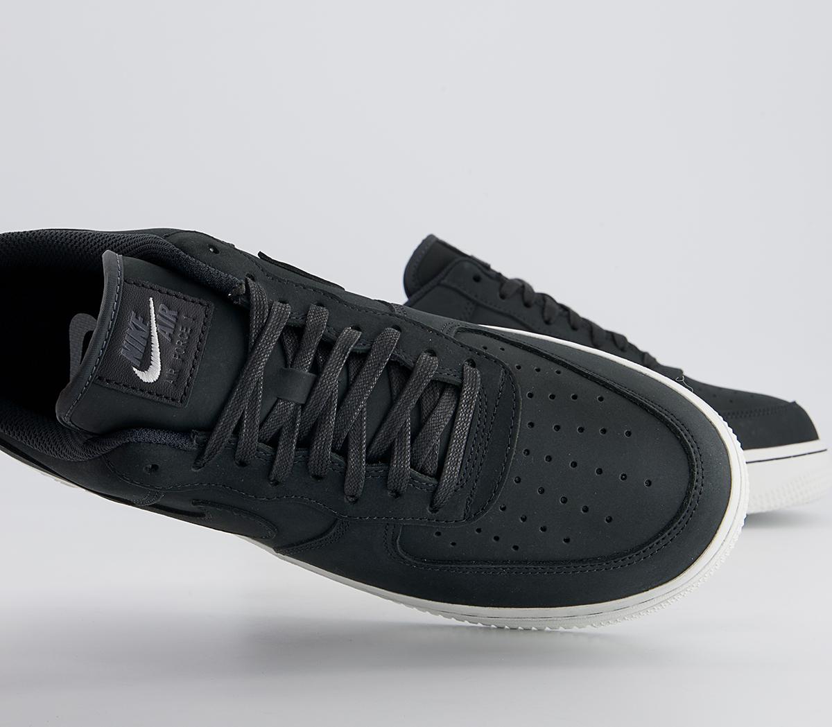 Nike Air Force 1 07 Trainers Nike Air Force 1 07 Trainers Off Noir Off Noir Black