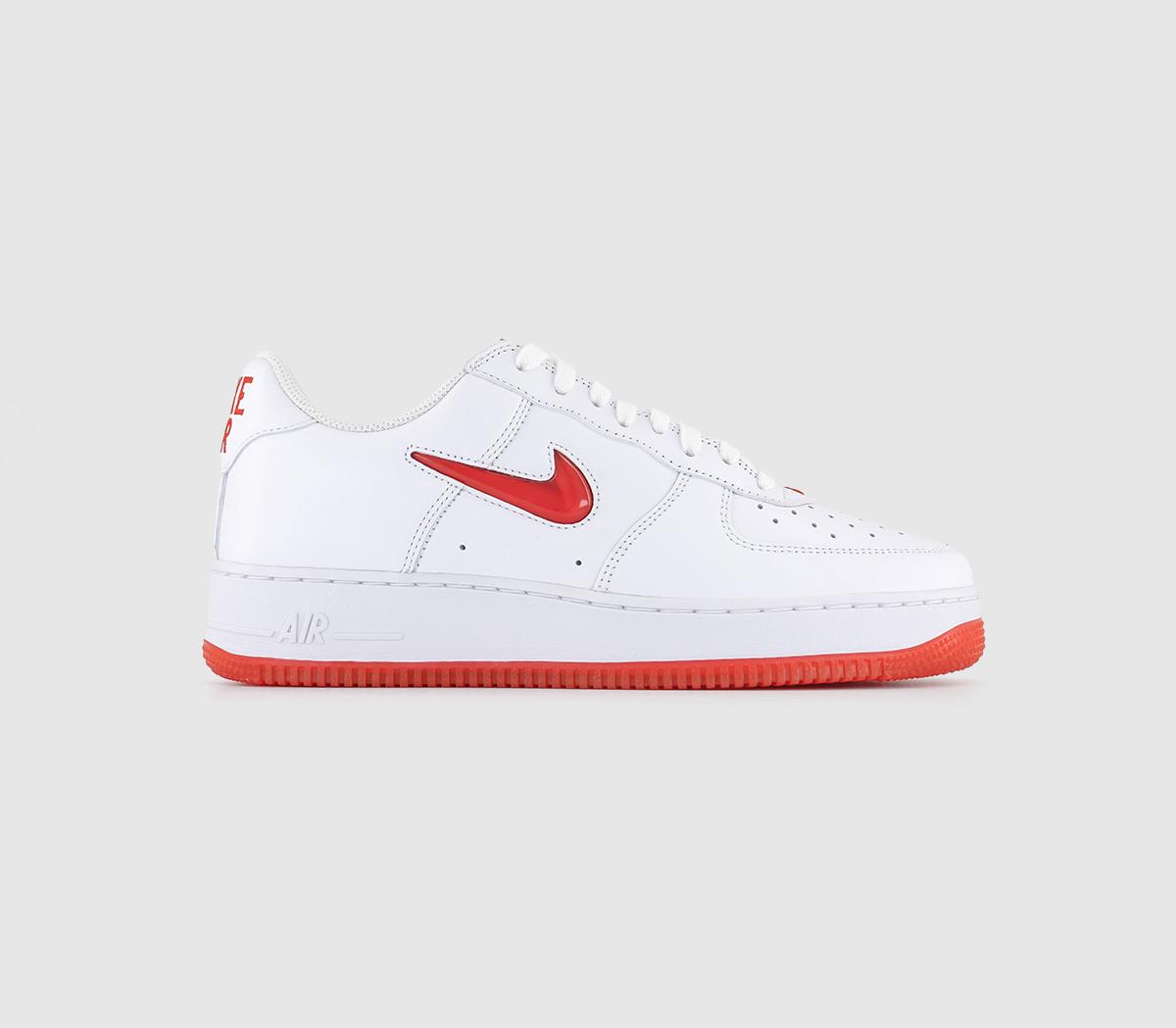 NikeAir Force 1 07 TrainersWhite University Red