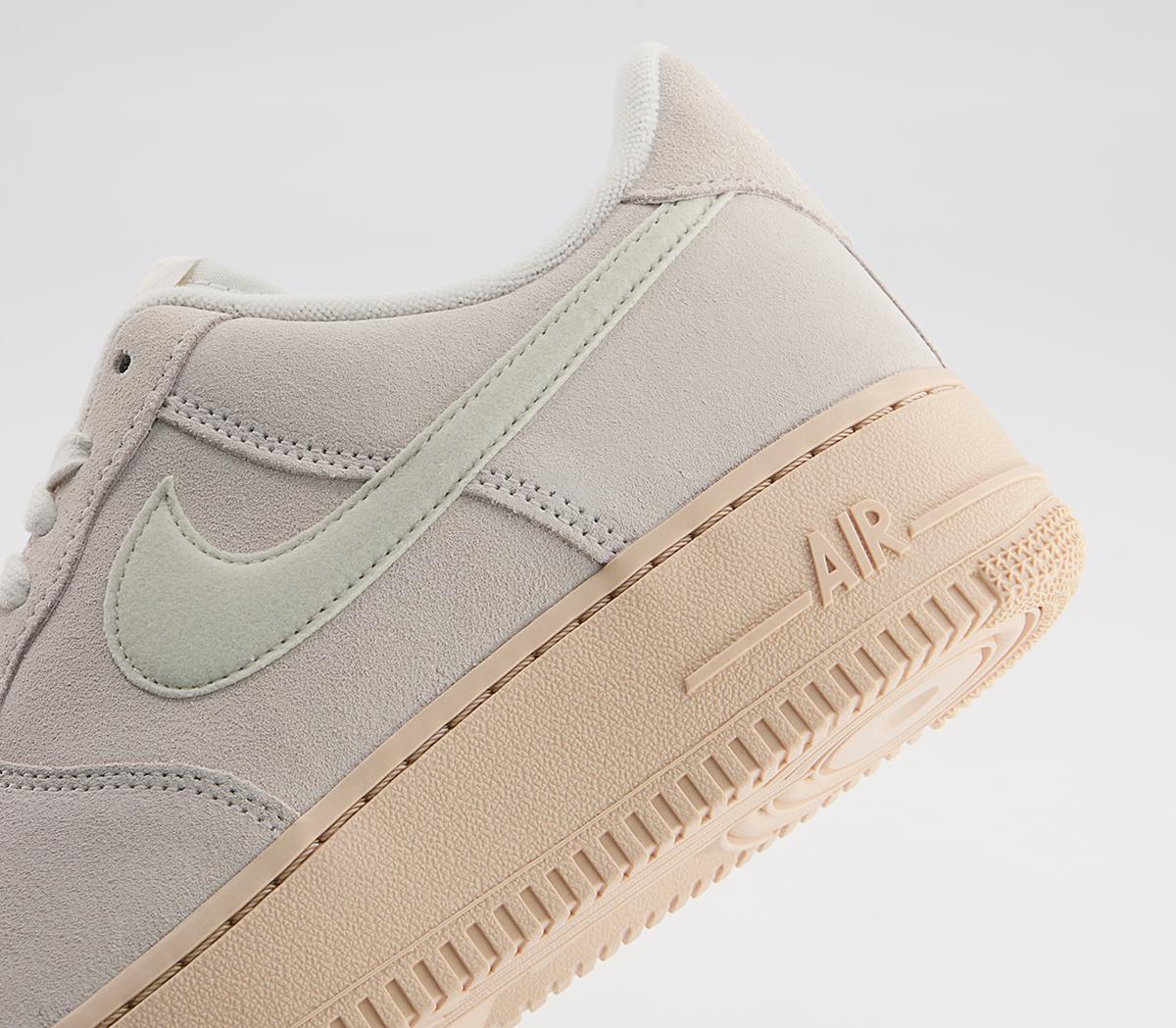 Nike Air Force 1 07 Trainers Nike Air Force 1 07 Trainers Summit White Pearl White Black