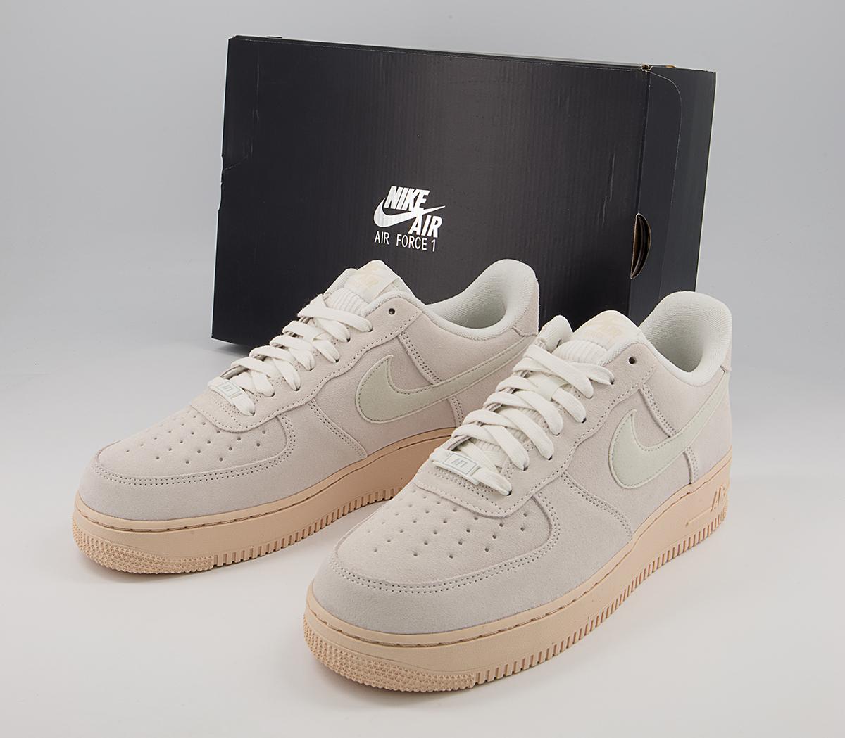Nike Air Force 1 07 Trainers Nike Air Force 1 07 Trainers Summit White Pearl White Black