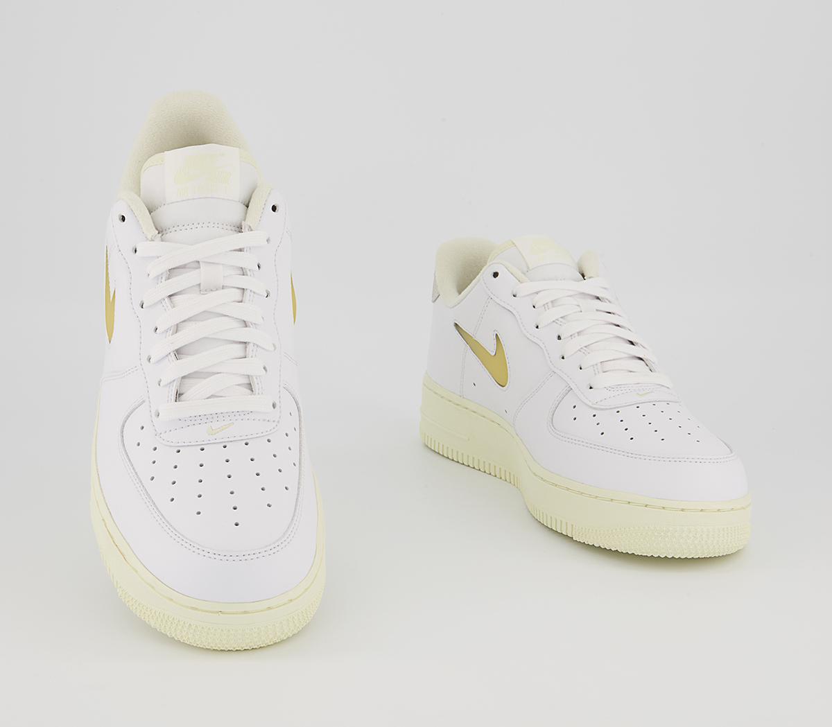 Nike Air Force 1 07 Trainers Nike Air Force 1 07 Trainers White Pale Vanilla Coconut Milk