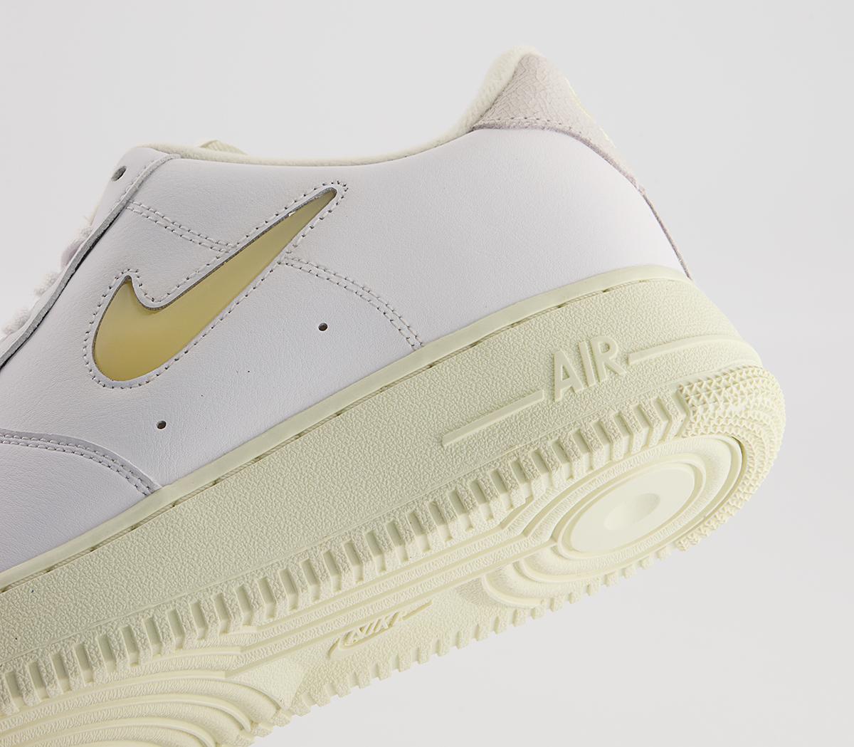 Nike Air Force 1 07 Trainers Nike Air Force 1 07 Trainers White Pale Vanilla Coconut Milk