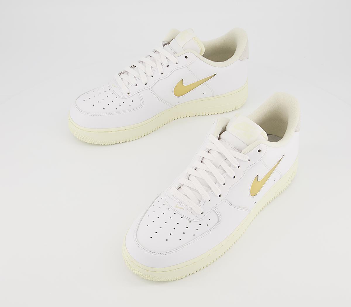 Nike Air Force 1 07 Trainers Nike Air Force 1 07 Trainers White Pale Vanilla Coconut Milk