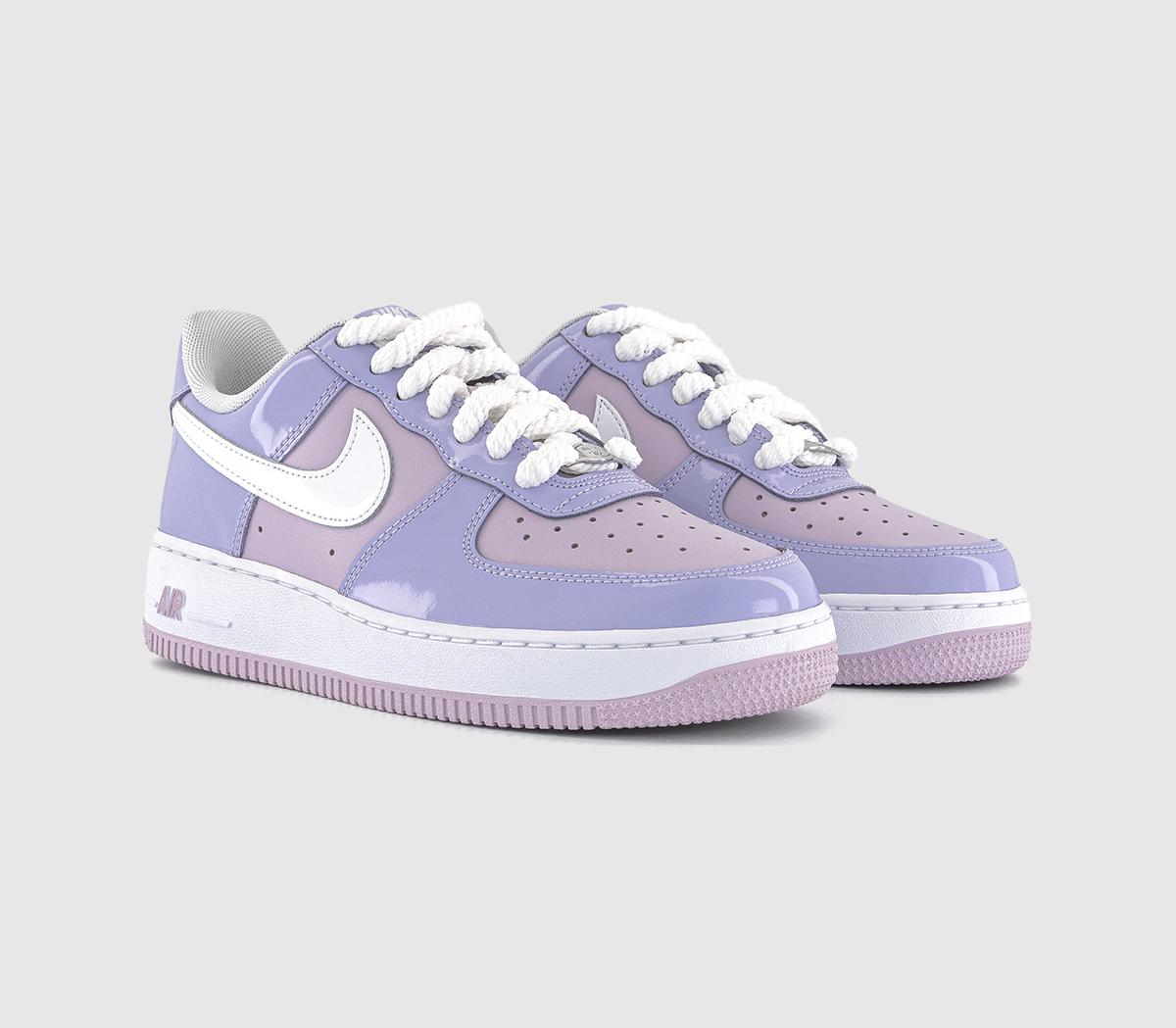 NikeAir Force 1 07 TrainersHydrangeas White Doll