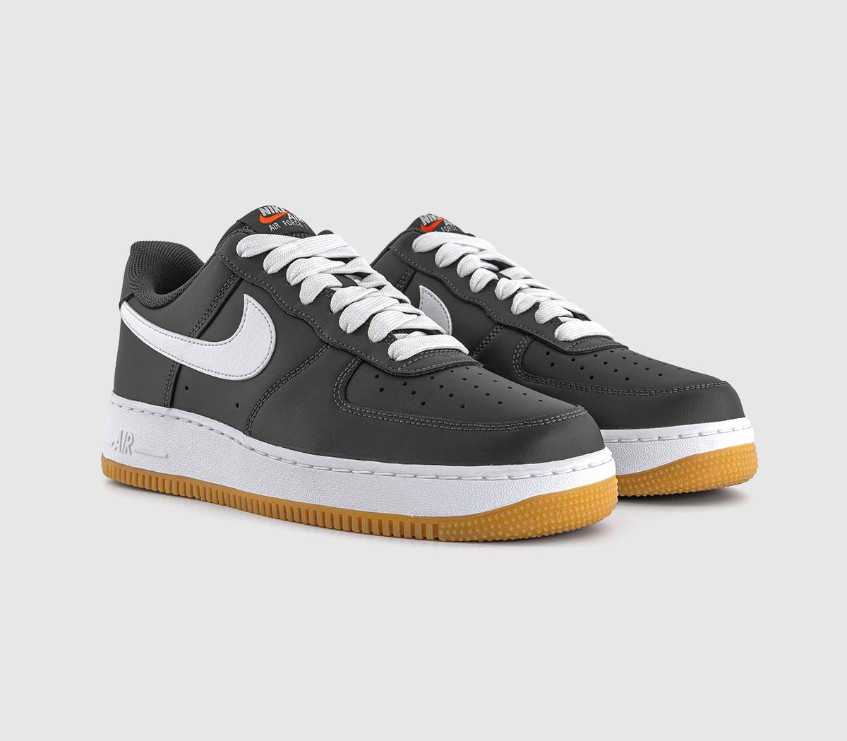 NikeAir Force 1 07 Trainers MAnthracite White Gum Yellow
