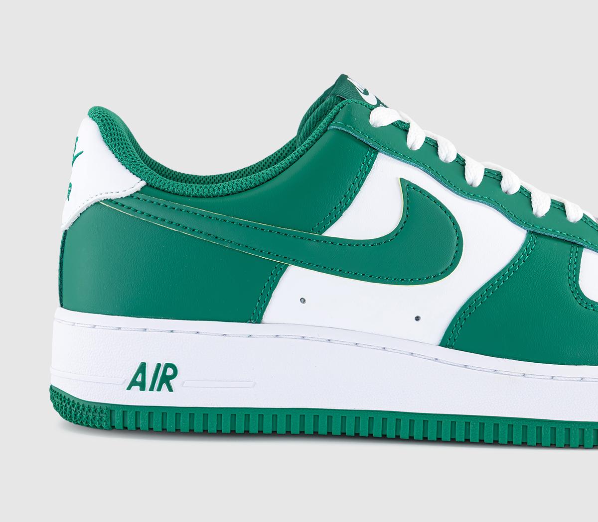 NikeAir Force 1 07 TrainersWhite Malachite White White
