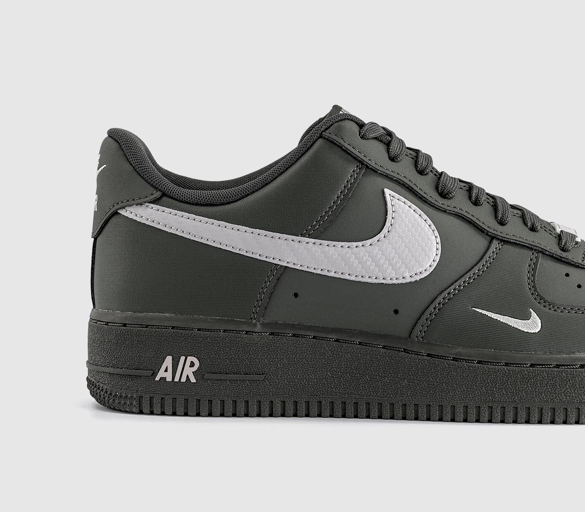 NikeAir Force 1 07 TrainersNewsprint College Grey