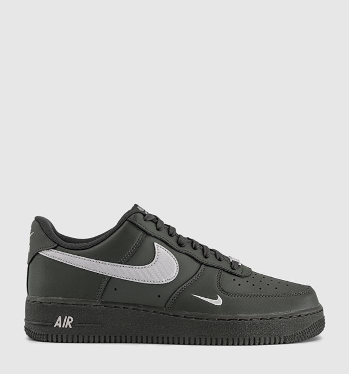 Nike Air Force 1 07 Trainers Newsprint College Grey
