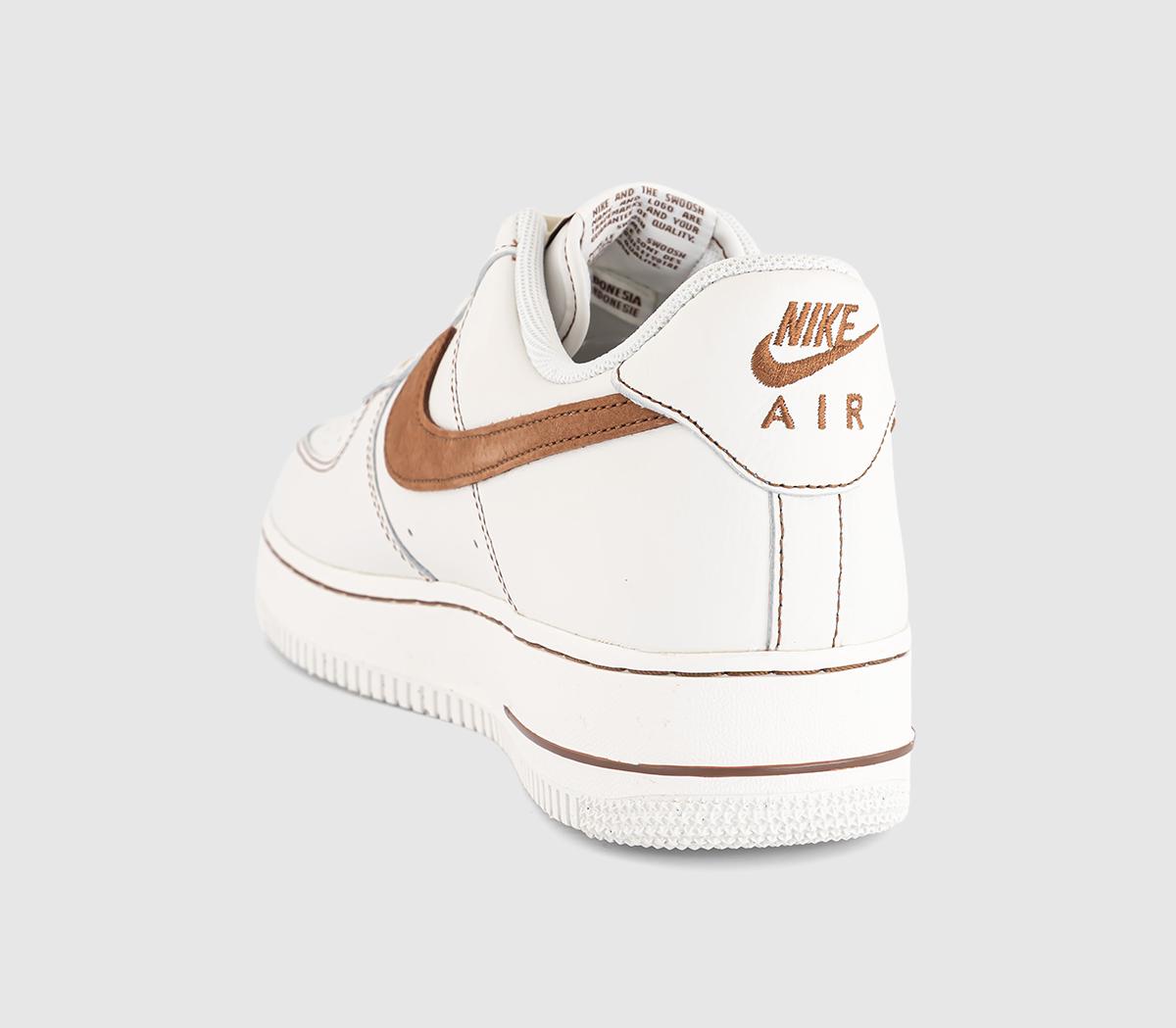 NikeAir Force 1 07 Trainers NikeAir Force 1 07 TrainersIvory Saddle Brown
