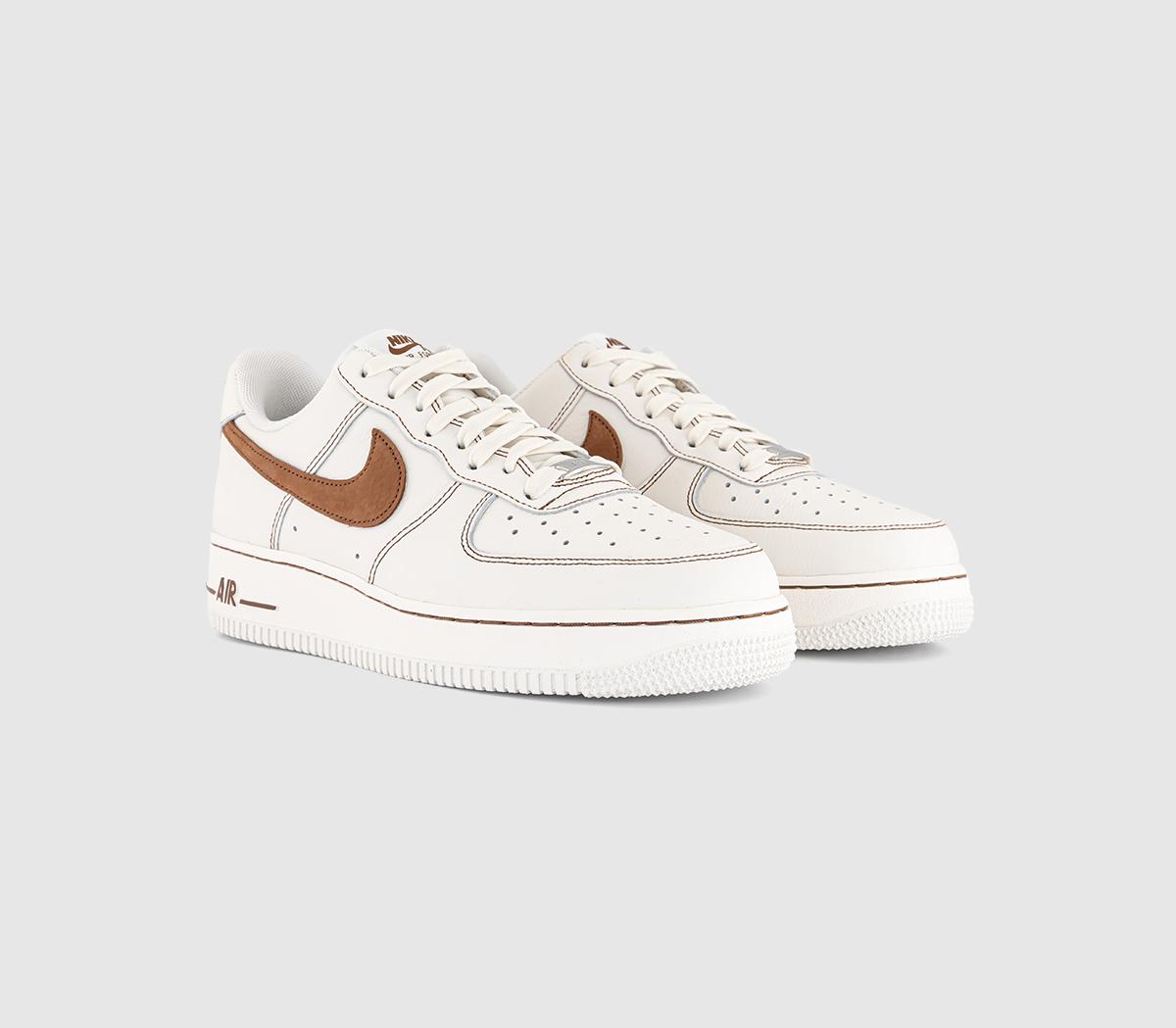 NikeAir Force 1 07 Trainers NikeAir Force 1 07 TrainersIvory Saddle Brown