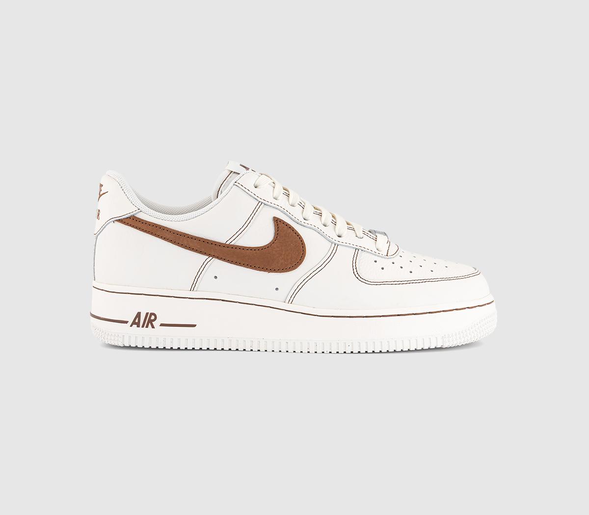 NikeAir Force 1 07 Trainers NikeAir Force 1 07 TrainersIvory Saddle Brown