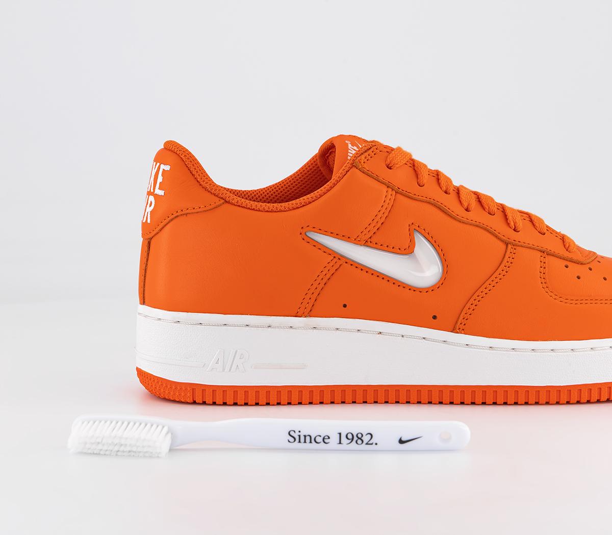 Nike Air Force 1 07 Trainers Safety Orange Summit White - Men's Trainers