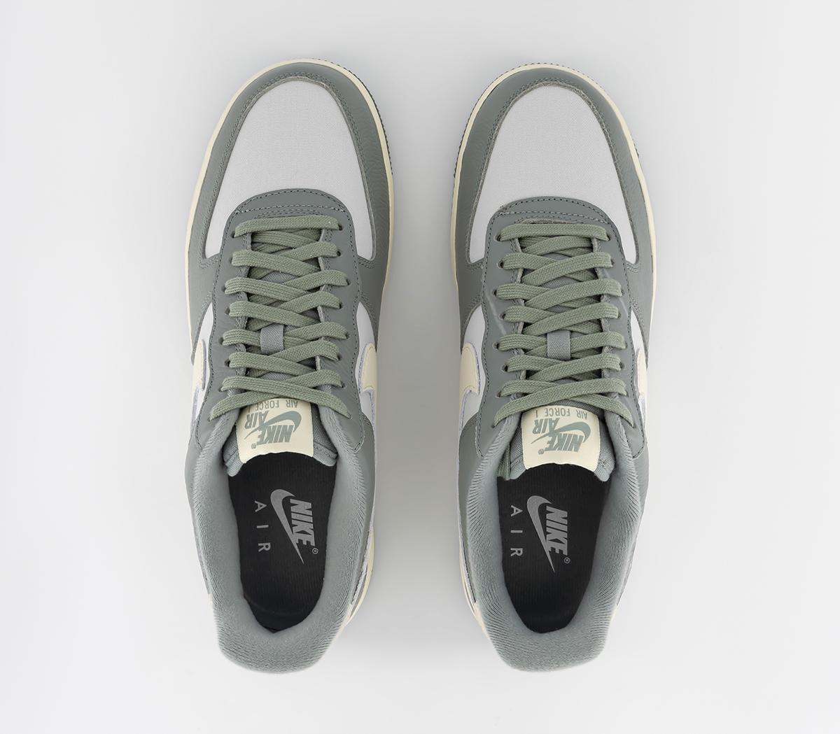 NikeAir Force 1 07 TrainersMica Green Coconut Milk Photon Dust