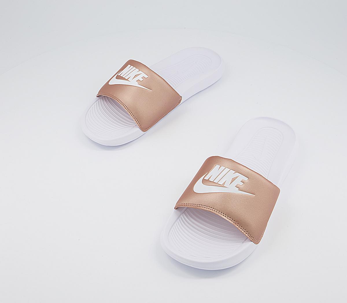 Nike Victori One Slides Nike Victori One Slides Metallic Red Bronze White White