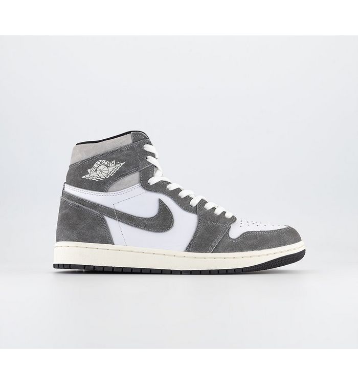 Jordan Air 1 High Trainers Washed Suede In Black