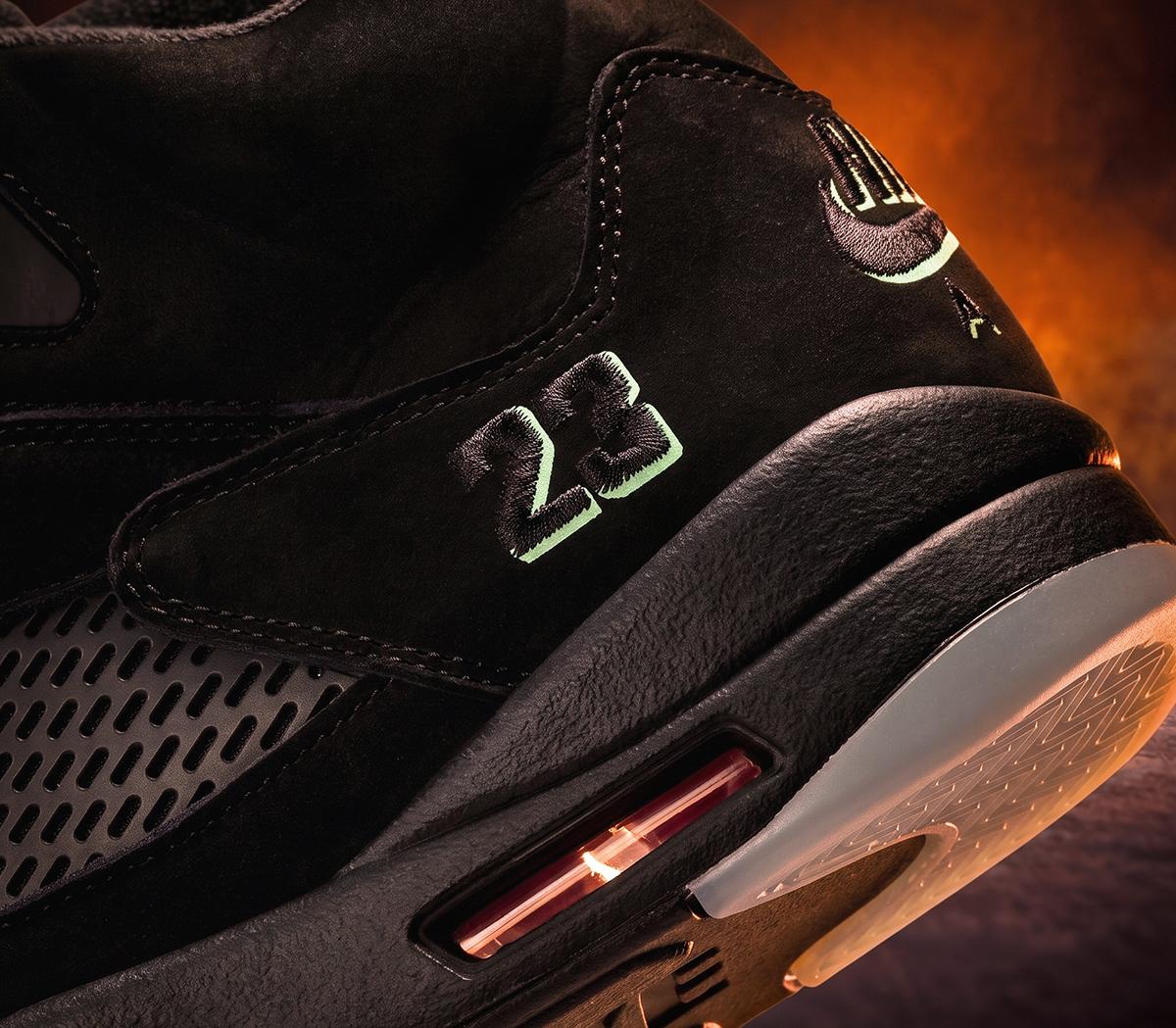 JordanAir Jordan 5 TrainersBlack Black Picante Red Glow N The Dark