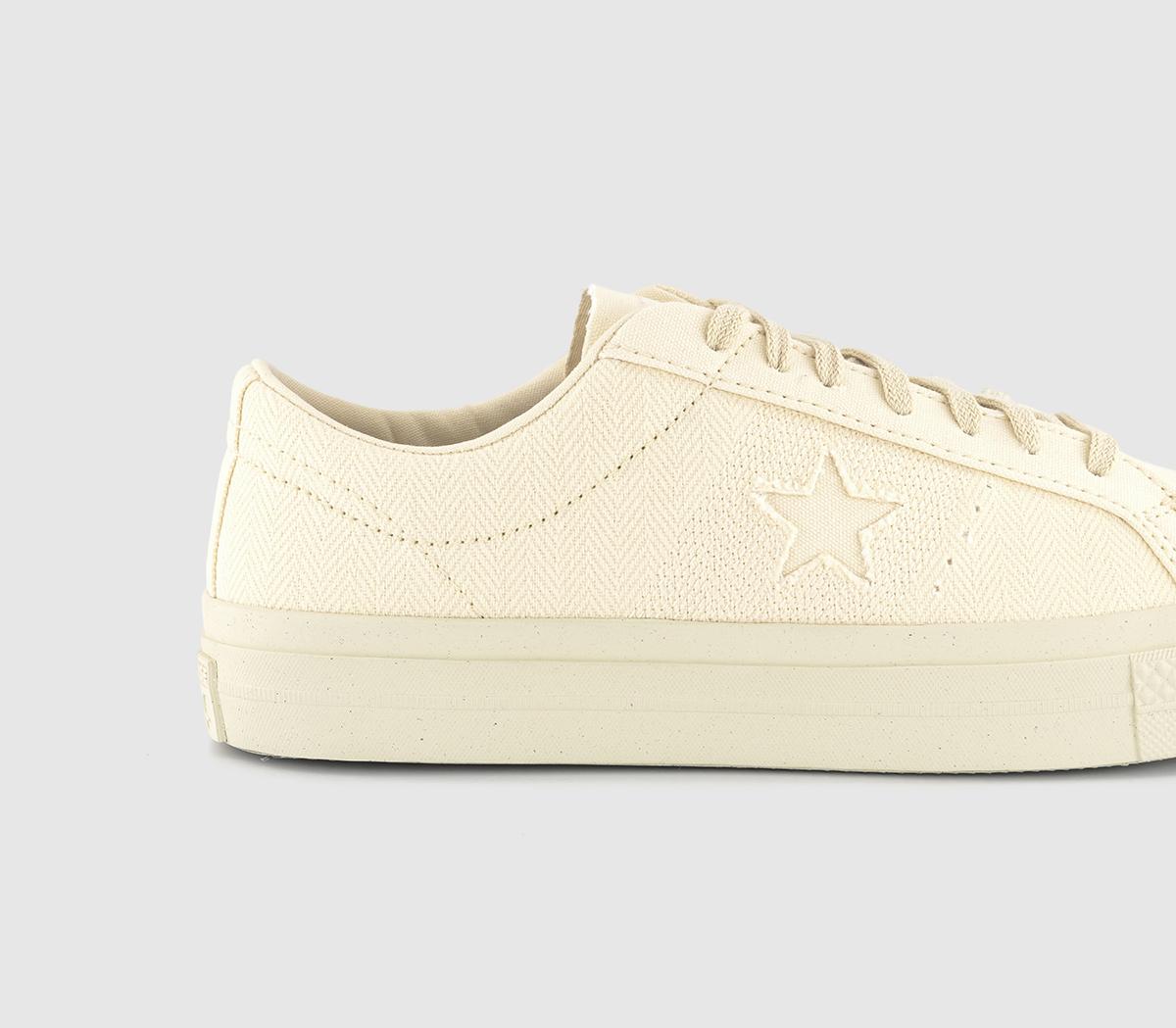 ConverseOne Star Pro TrainersOff White Renew