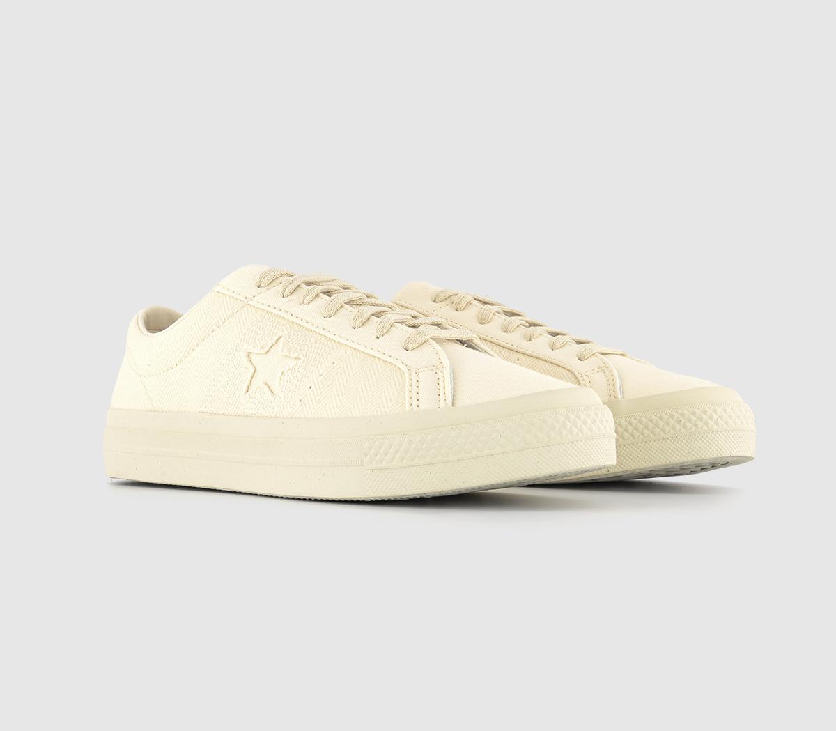 ConverseOne Star Pro TrainersOff White Renew