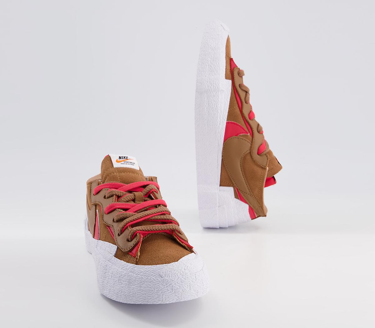 NikeBlazer Low SacaiLight British Tan University Red White