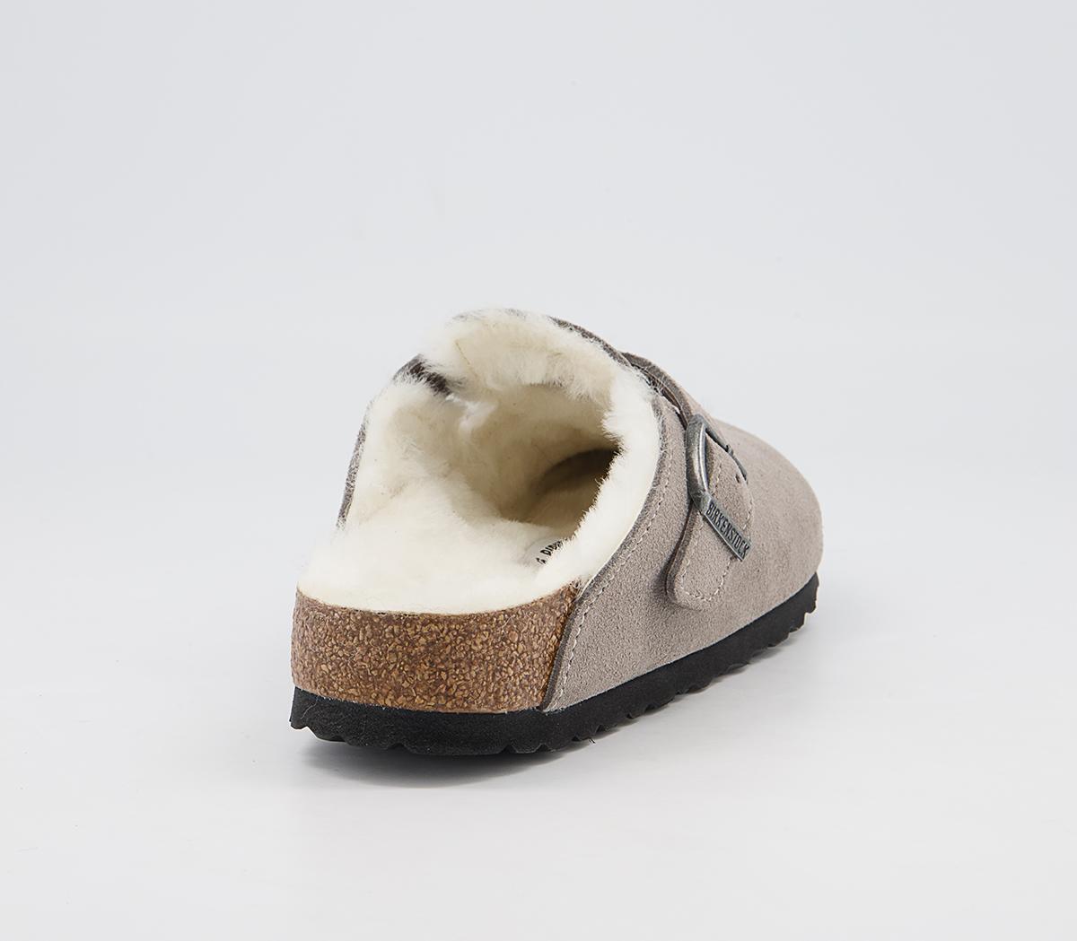 BIRKENSTOCK Boston Shearling Clogs BIRKENSTOCK Boston Shearling Clogs Stone Coin