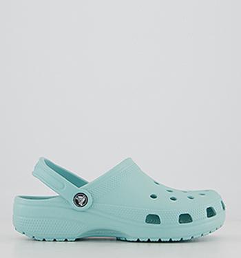 crocs size 3