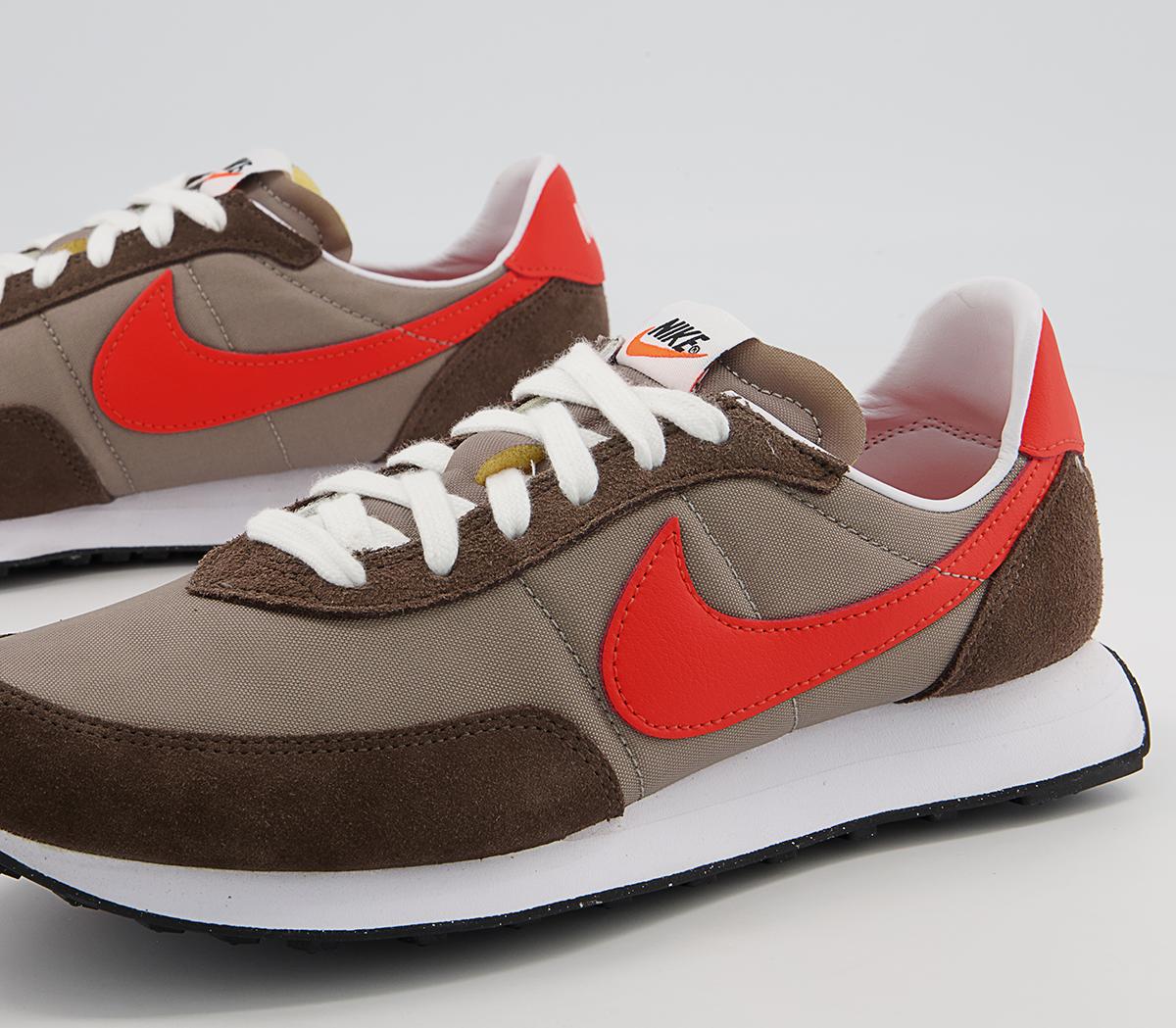 Nike Waffle 2 Gs Trainers Nike Waffle 2 Gs Trainers Moon Fossil Team Orange Ironstone Sail