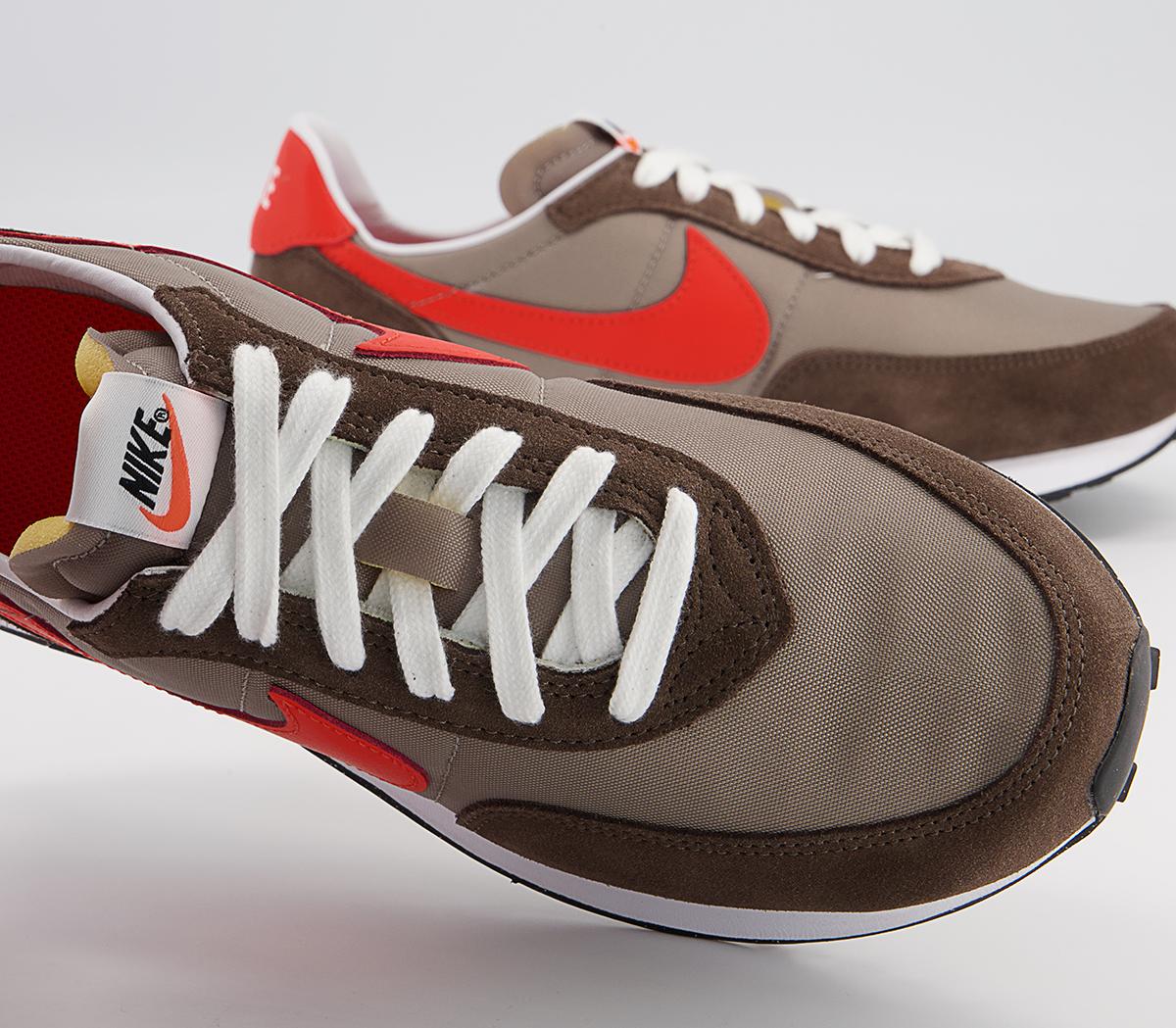 Nike Waffle 2 Gs Trainers Nike Waffle 2 Gs Trainers Moon Fossil Team Orange Ironstone Sail