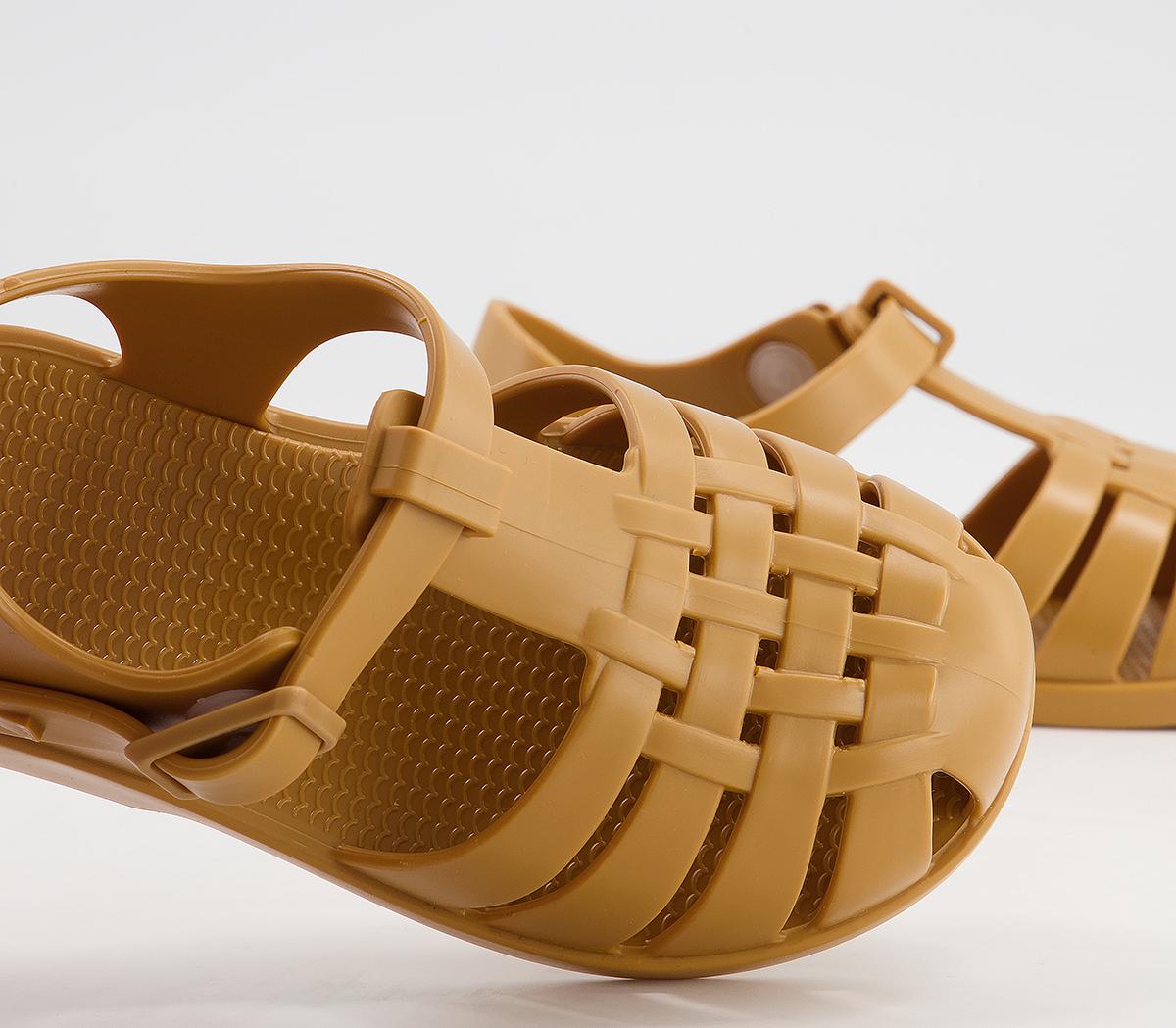 Igor Clasica Sandals Igor Clasica Sandals Musturd