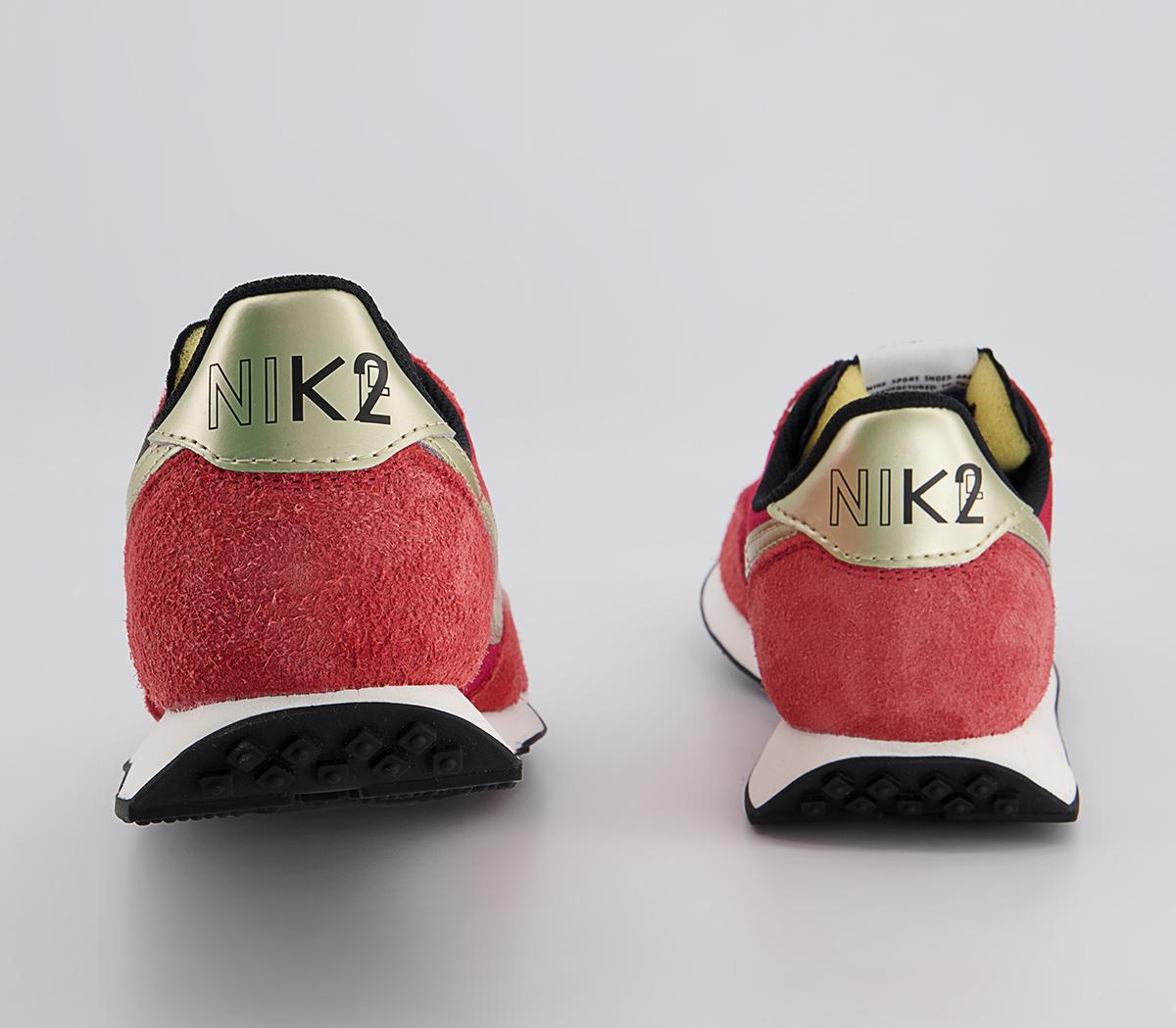 Nike Waffle 2 Trainers Nike Waffle 2 Trainers Gym Red Metallic Gold Star Hyper