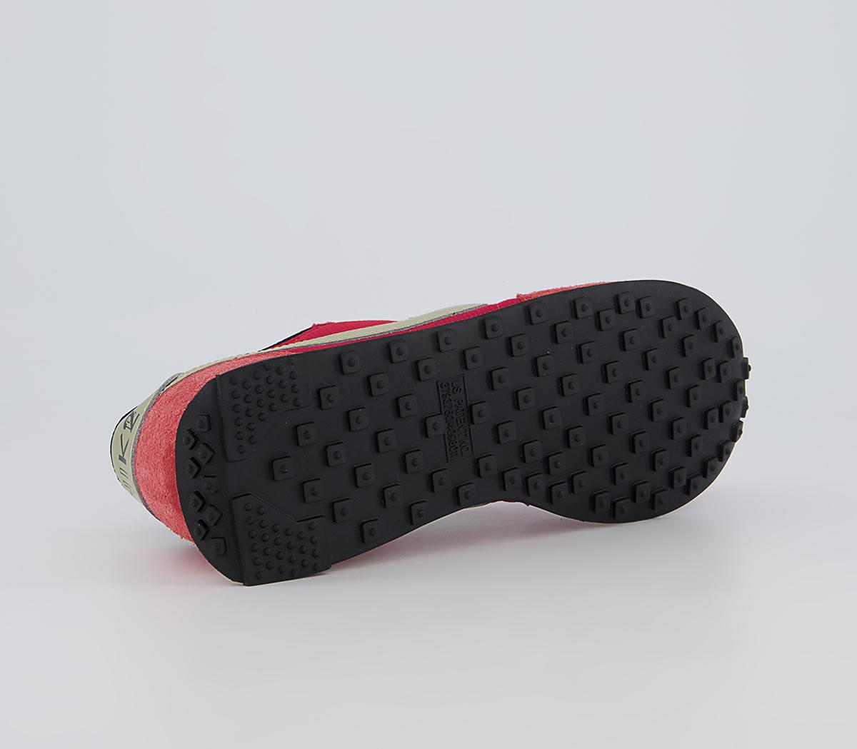 Nike Waffle 2 Trainers Nike Waffle 2 Trainers Gym Red Metallic Gold Star Hyper