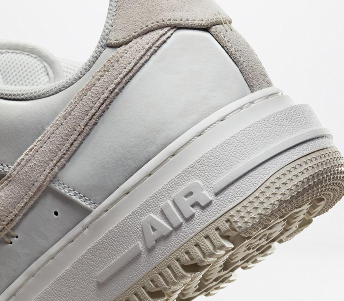 NikeAir Force 1 Luxe TrainersSummit White Light Bone