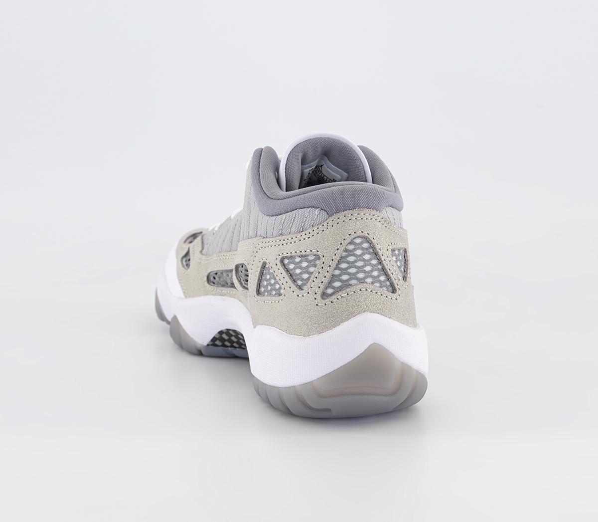 シューズ(男性用) NIKE AIR JORDAN 11 RETRO LOW IE Jordan Air Jordan 11 Retro Low IE Trainers Light Orewood Brown
