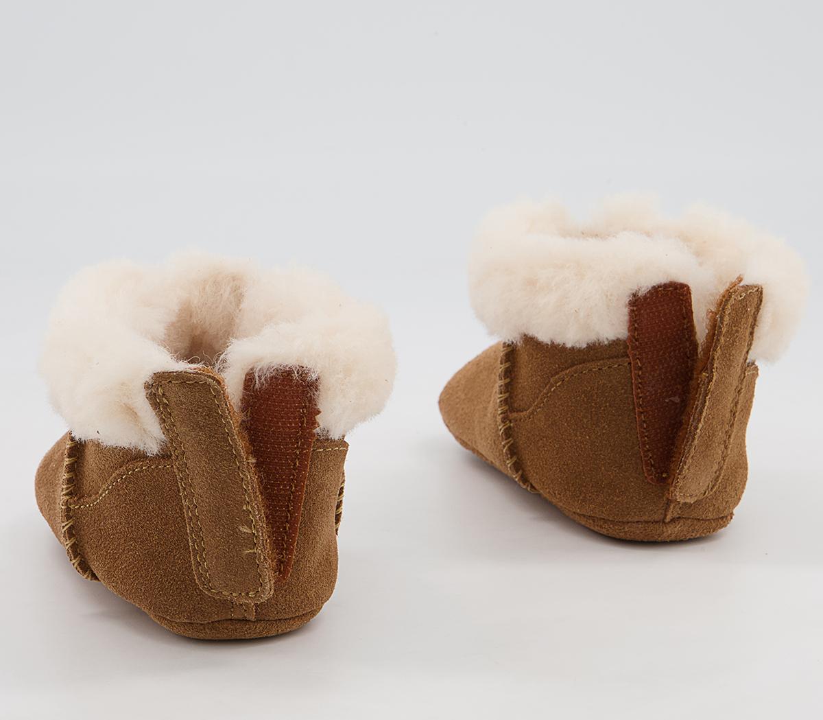 UGG Gojee Crib Boots UGG Gojee Crib Boots Chestnut Suede