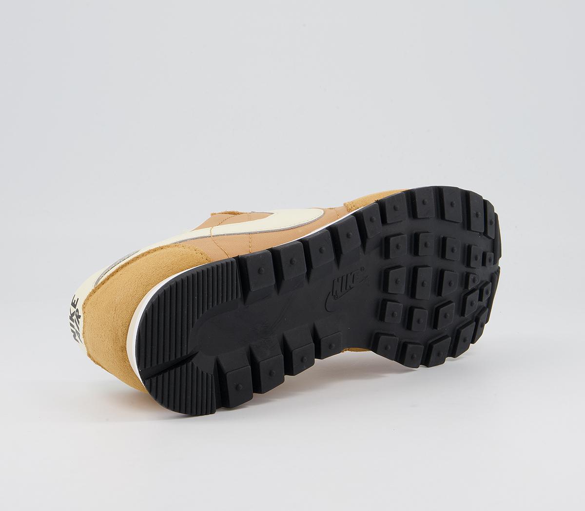 Nike Pegasus 83 Trainers Nike Pegasus 83 Trainers Twine Coconut Milk