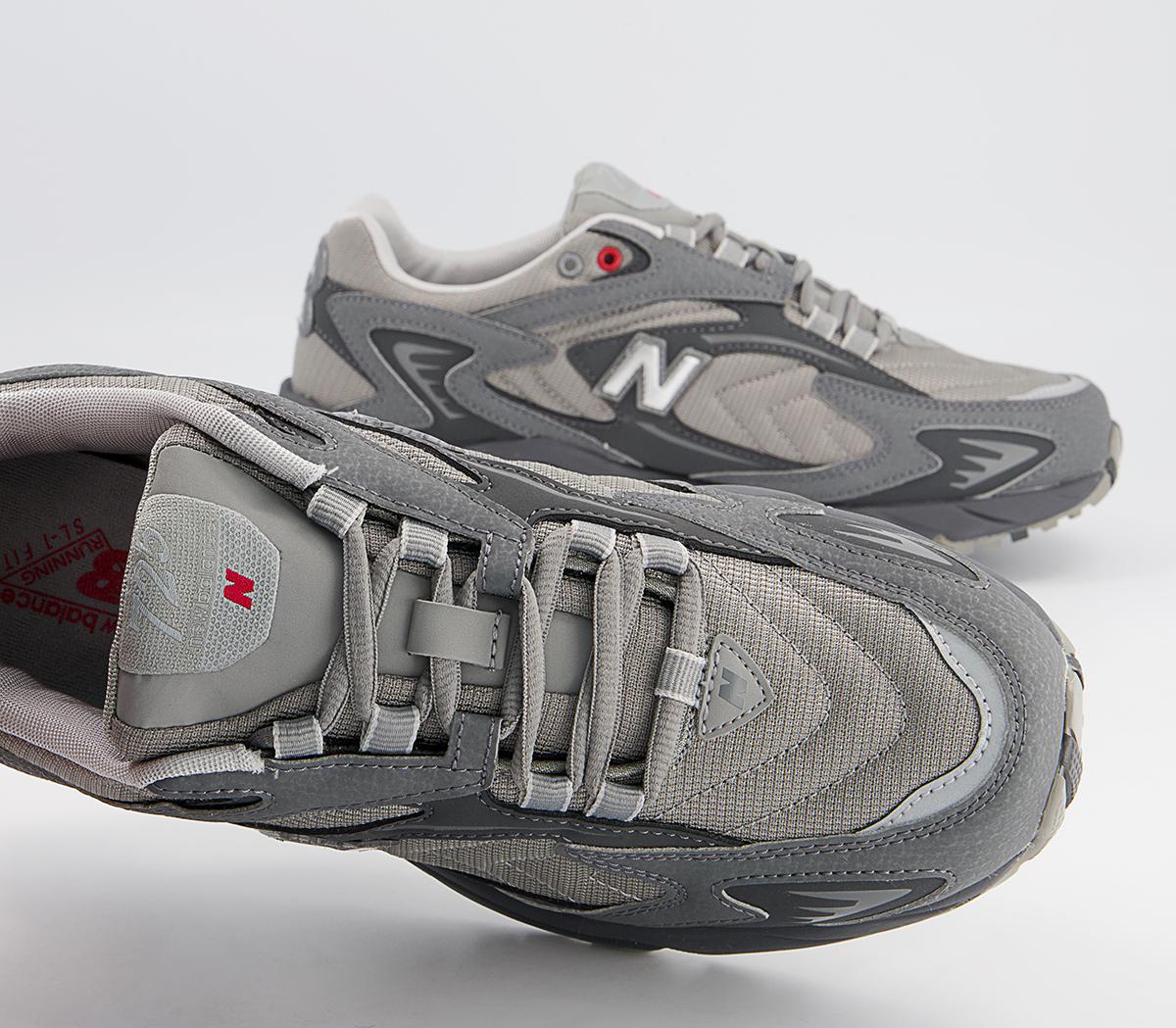 New BalanceML725 TrainersMagnet