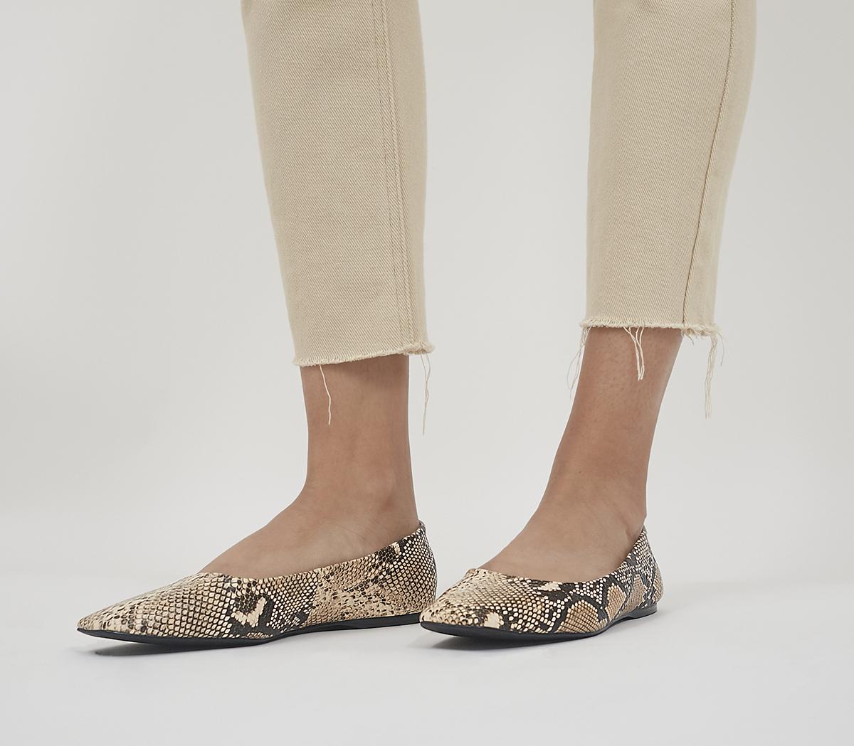 Snake print shoes on sale flat