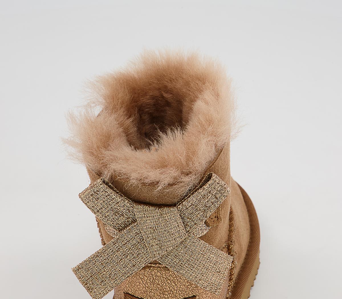 UGG Mini Bailey Bow Infant Boots UGG Mini Bailey Bow Infant Boots Chestnut Glitz