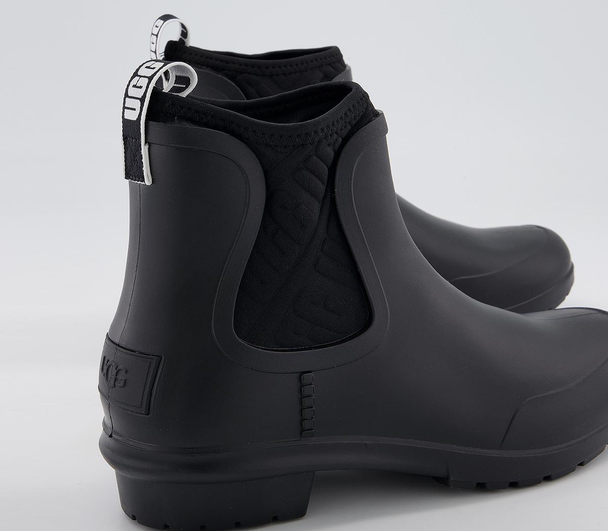 UGG Chevonne Welly Chelsea Boots UGG Chevonne Welly Chelsea Boots Black
