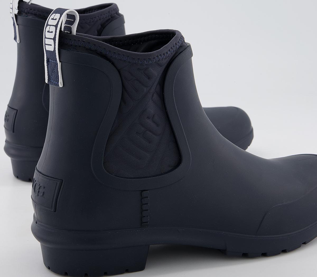 UGG Chevonne Welly Chelsea Boots UGG Chevonne Welly Chelsea Boots Navy