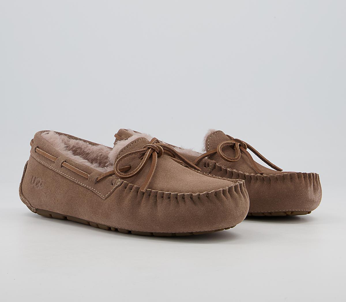 UGG Dakota Slippers UGG Dakota Slippers Caribou